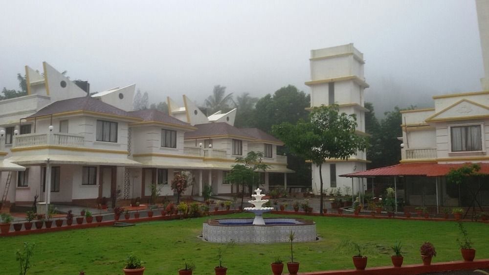 Sereniity Resort Lonavala Bagian luar foto